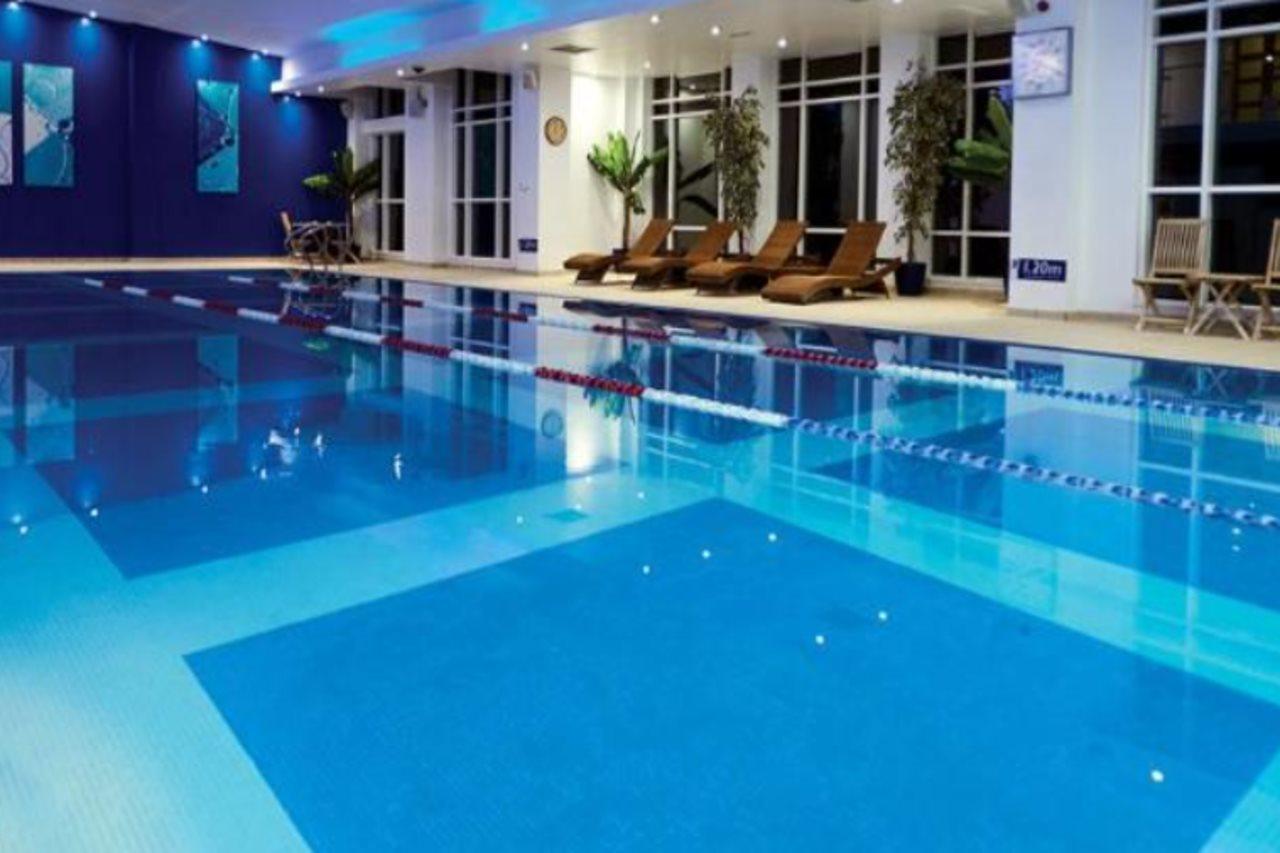 בורנמות' The Lodge At Meyrick Park מראה חיצוני תמונה