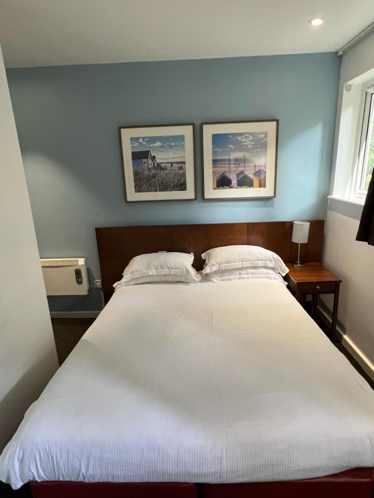 בורנמות' The Lodge At Meyrick Park מראה חיצוני תמונה